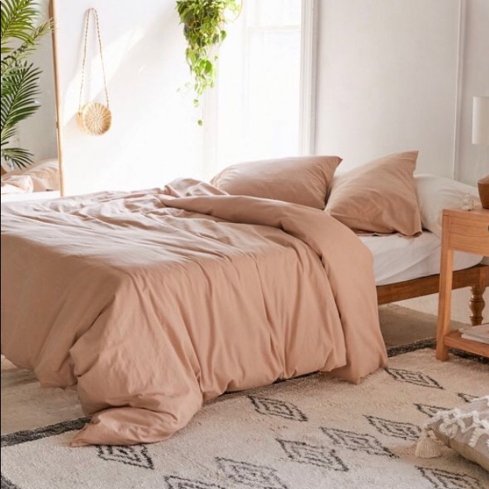 UO Twin/Twin XL Duvet Cover in sand NWT